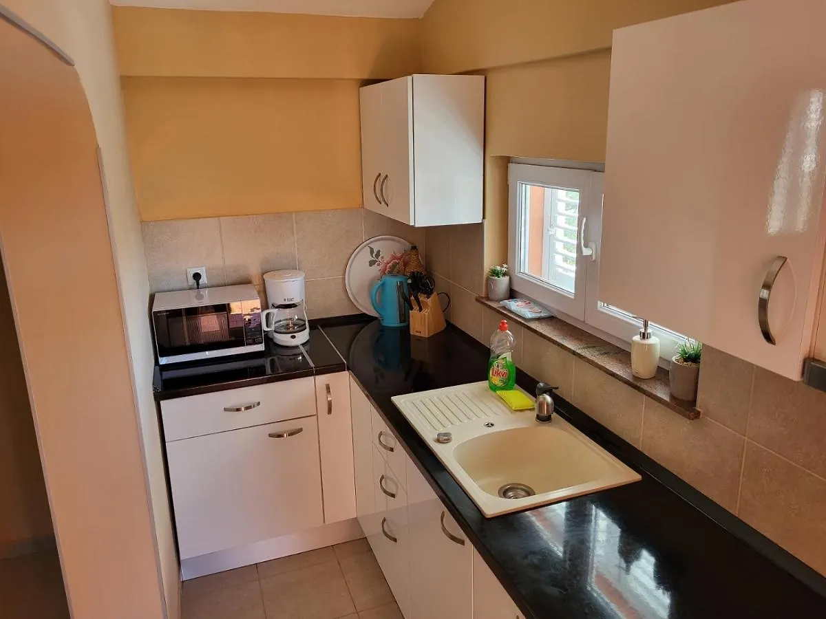 Apartment In Vrsi With Air Conditioning, Wifi, Washing Machine, Dishwasher Chorwacja