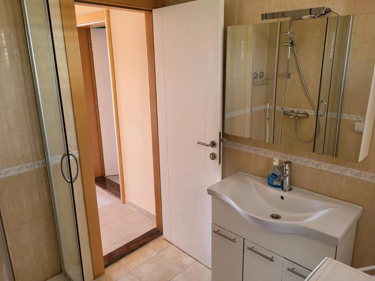 Apartment In Vrsi With Air Conditioning, Wifi, Washing Machine, Dishwasher