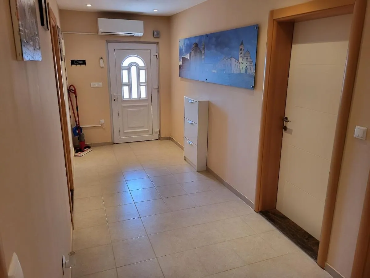 Apartment In Vrsi With Air Conditioning, Wifi, Washing Machine, Dishwasher Chorwacja