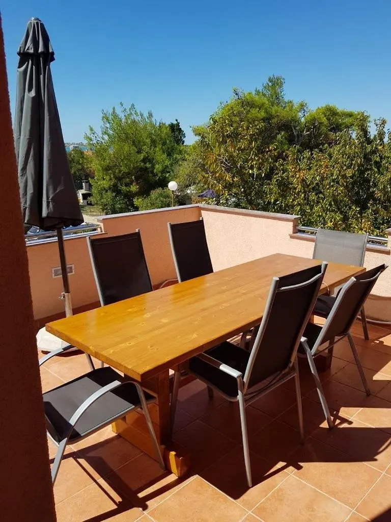 Apartment In Vrsi With Air Conditioning, Wifi, Washing Machine, Dishwasher 0*,